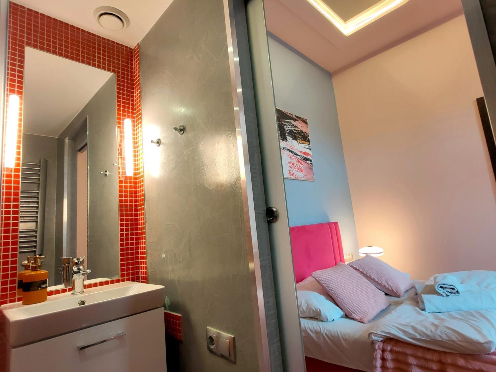 Apartamento Mirror Pink *